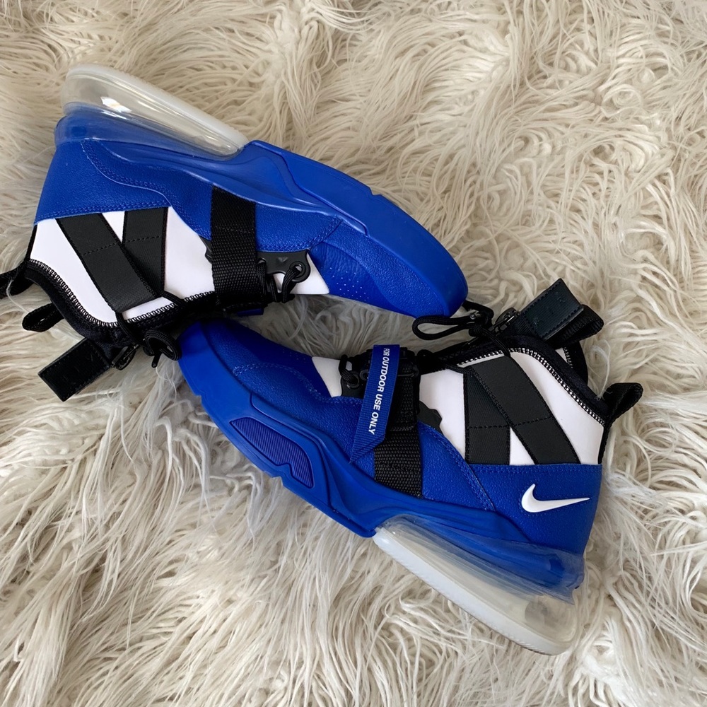 Nike Air Force 270